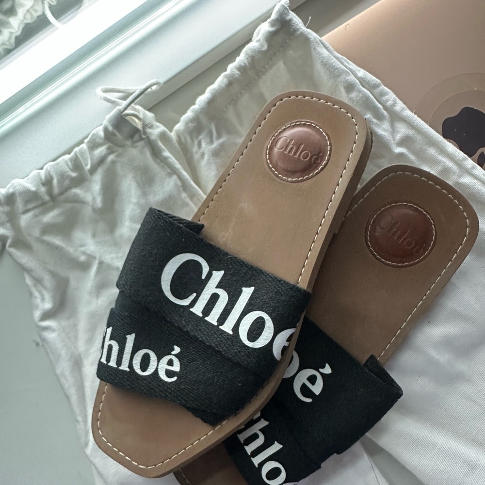 Chloé Black Slide Sandals